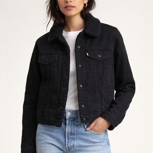 Levi’s Original Sherpa Trucker Jacket Women’s Medium EUC